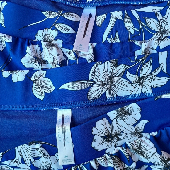 Cacique Swim Floral Surf Swimsuit Skirt Blue Tropic Flower Shaping Plus NEW - Picture 10 of 13